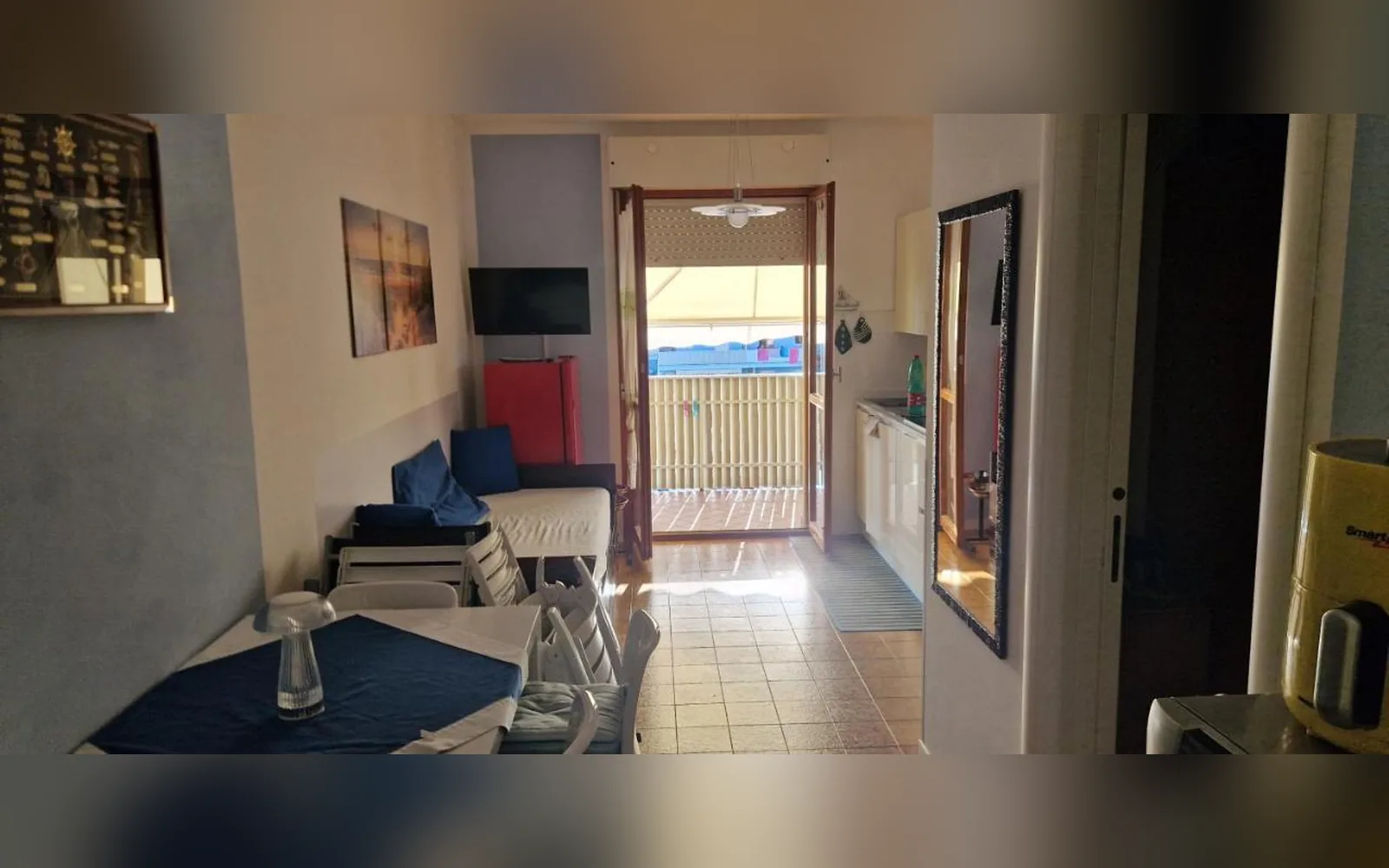 Camera Casa Vacanze Monachy Beach — Bilocale vista piscina a Bibione,  (foto 3)